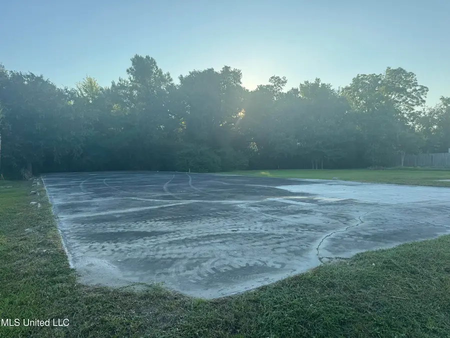 306 Coleman Avenue, Waveland, MS 39576 - Image #2