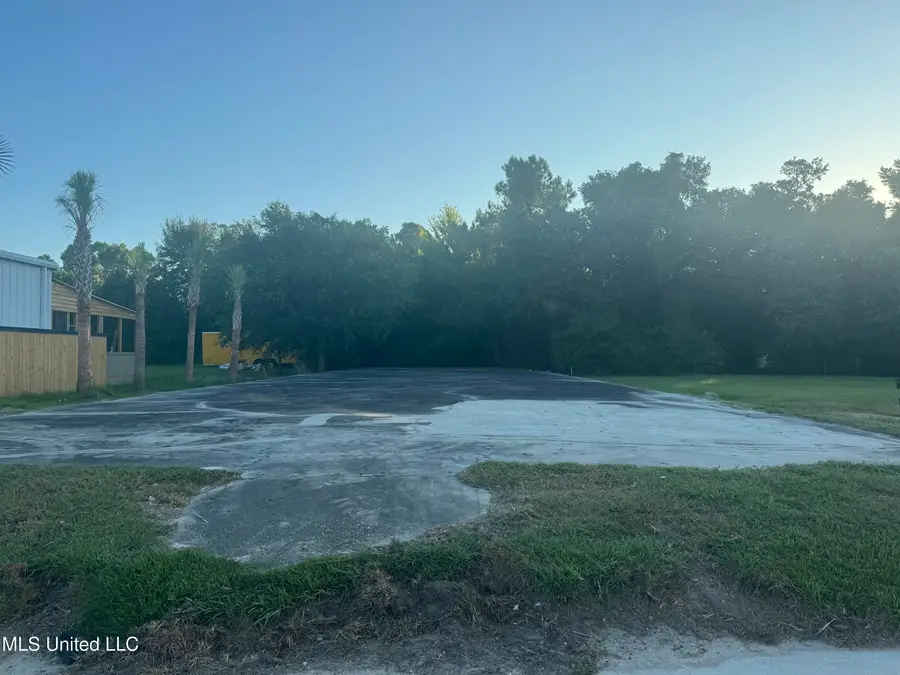 306 Coleman Avenue, Waveland, MS 39576 - Image #3