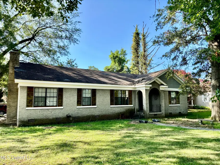 201 W Cleveland Avenue, Greenwood, MS 38930 - Image #2