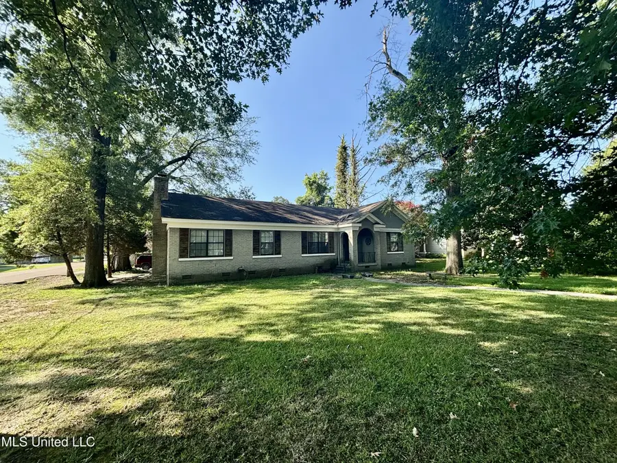 201 W Cleveland Avenue, Greenwood, MS 38930 - Image #3