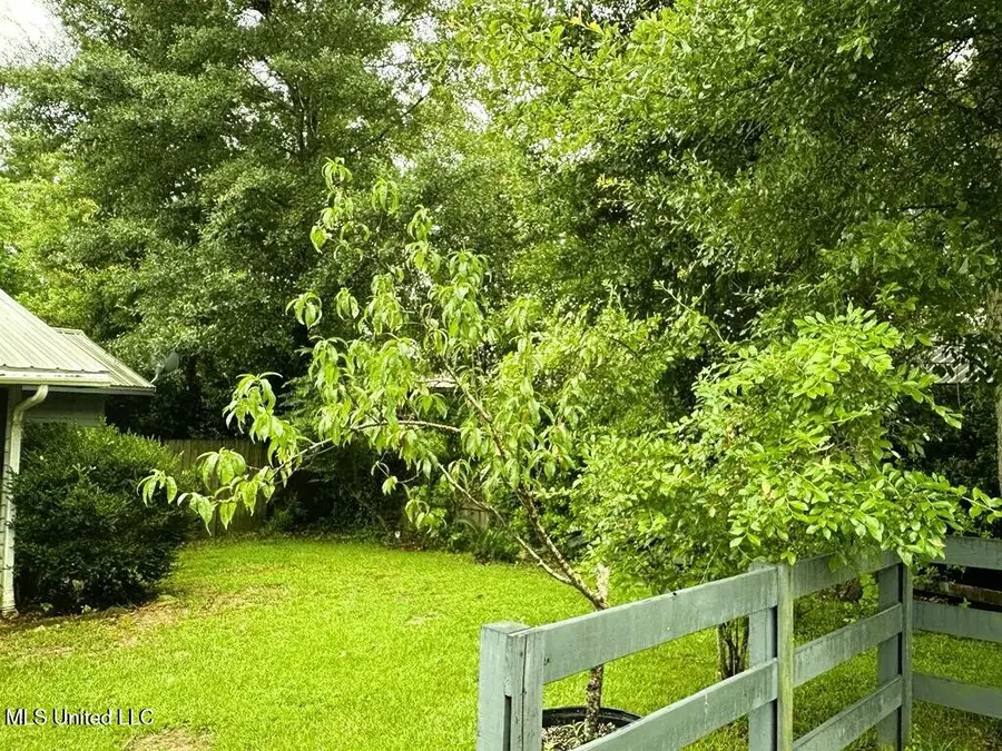 8 Chisholm Trail, Wiggins, MS 39577 - Image #2