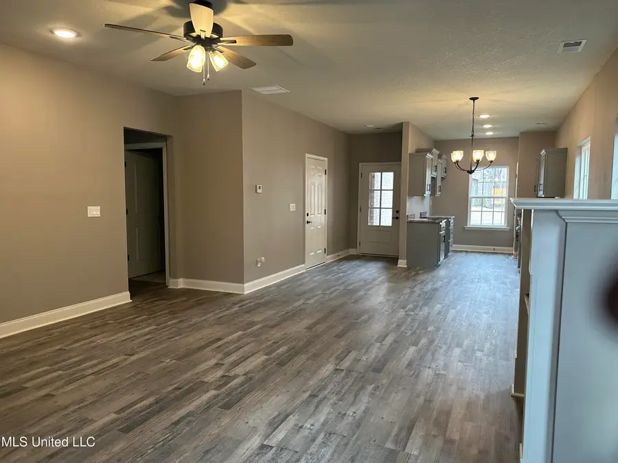 335 Flower Garden Drive, Southaven, MS 38671 - #3