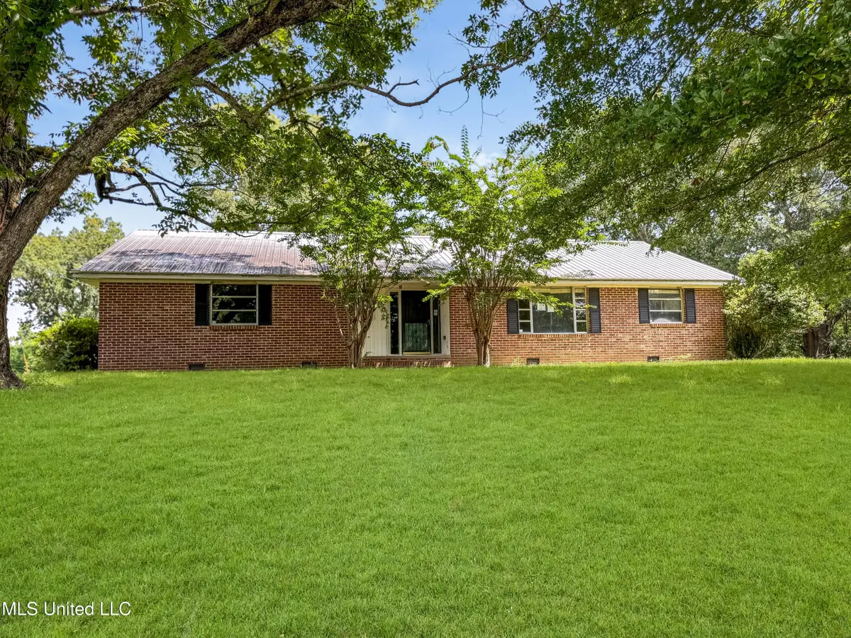 2391 Old Benton Road, Yazoo City, MS 39194 - Image #1