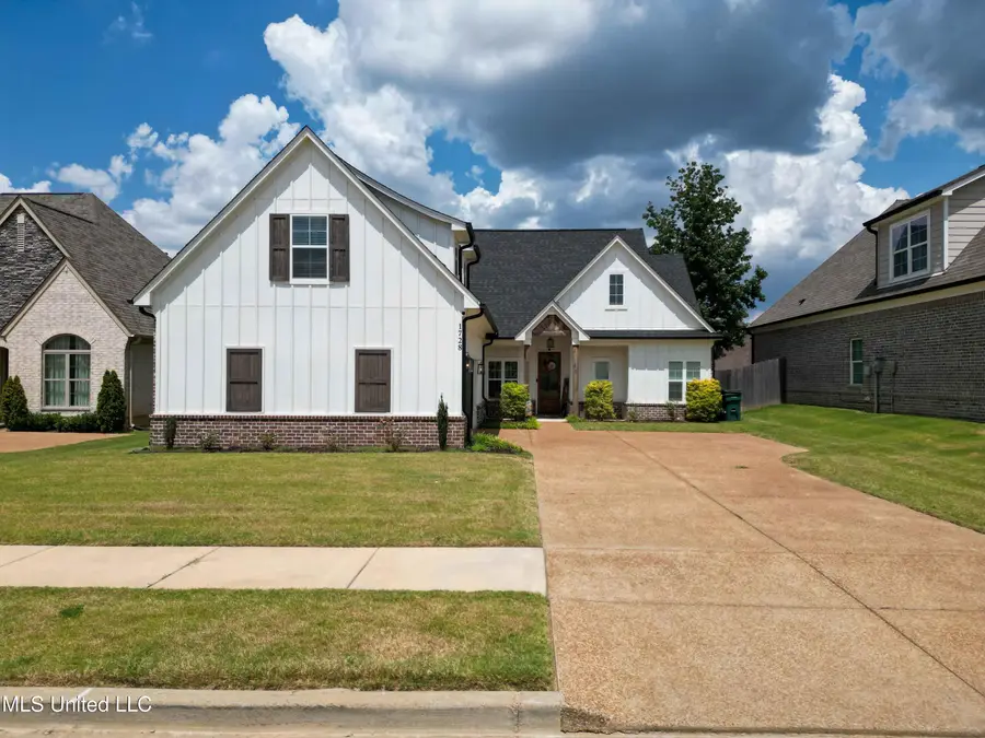 1728 Lia Lane, Southaven, MS 38672 - Image #2