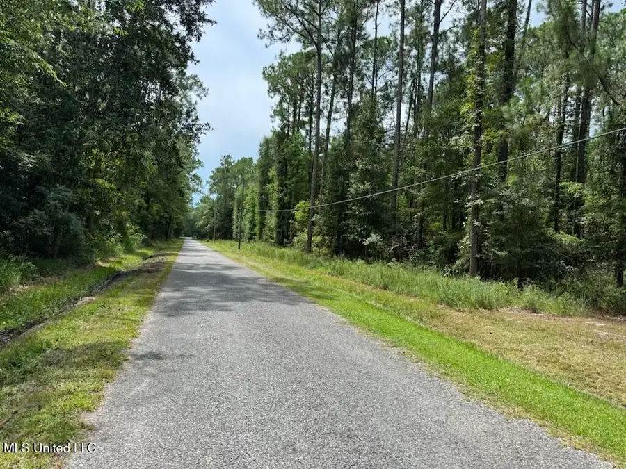 1 Tunica St, Bay Saint Louis, MS 39520 - #3