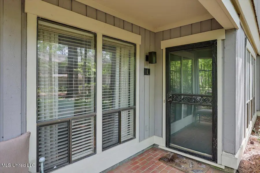 1 Eastbrooke Street, Jackson, MS 39216 - #2