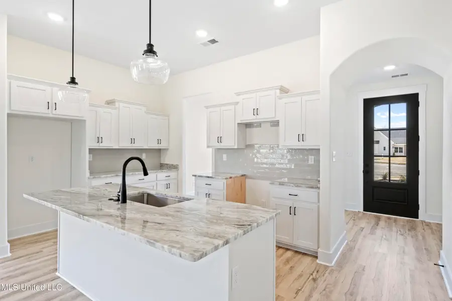 2955 Molly Cove, Nesbit, MS 38651 - Image #3