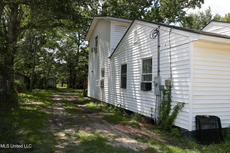 4861 Devon Street, Moss Point, MS 39563 - Image #2