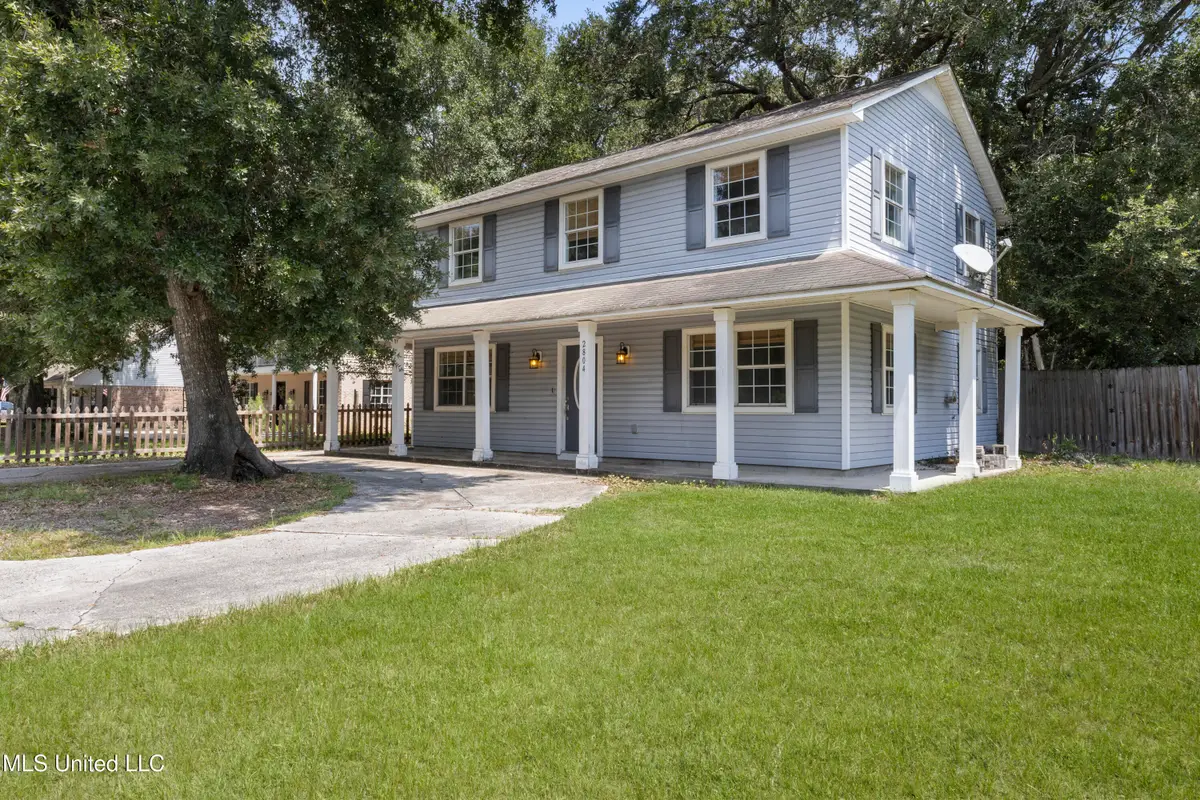 2804 Beachview Drive, Ocean Springs, MS 39564 - Image #1