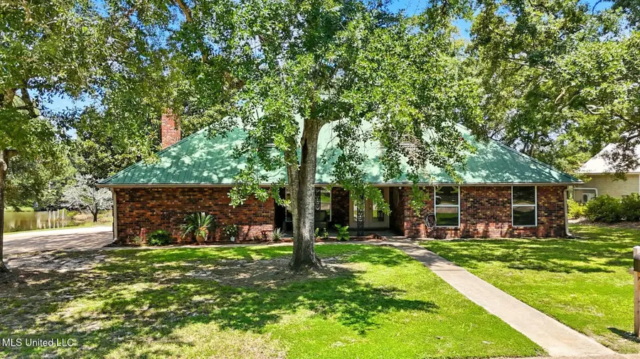 1526 Oldfield Drive, Gautier, MS 39553 - Image #3