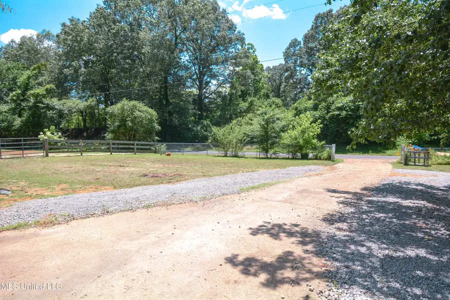 2330 Pigeon Roost Road, Byhalia, MS 38611 - Image #3