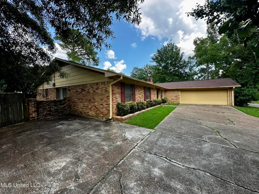 1301 Beverly Drive, Clinton, MS 39056 - Image #2