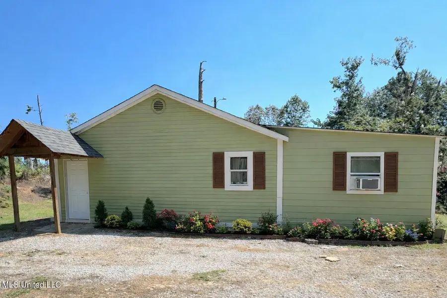 853 Lakeside Drive, Walnut, MS 38683 - Image #2