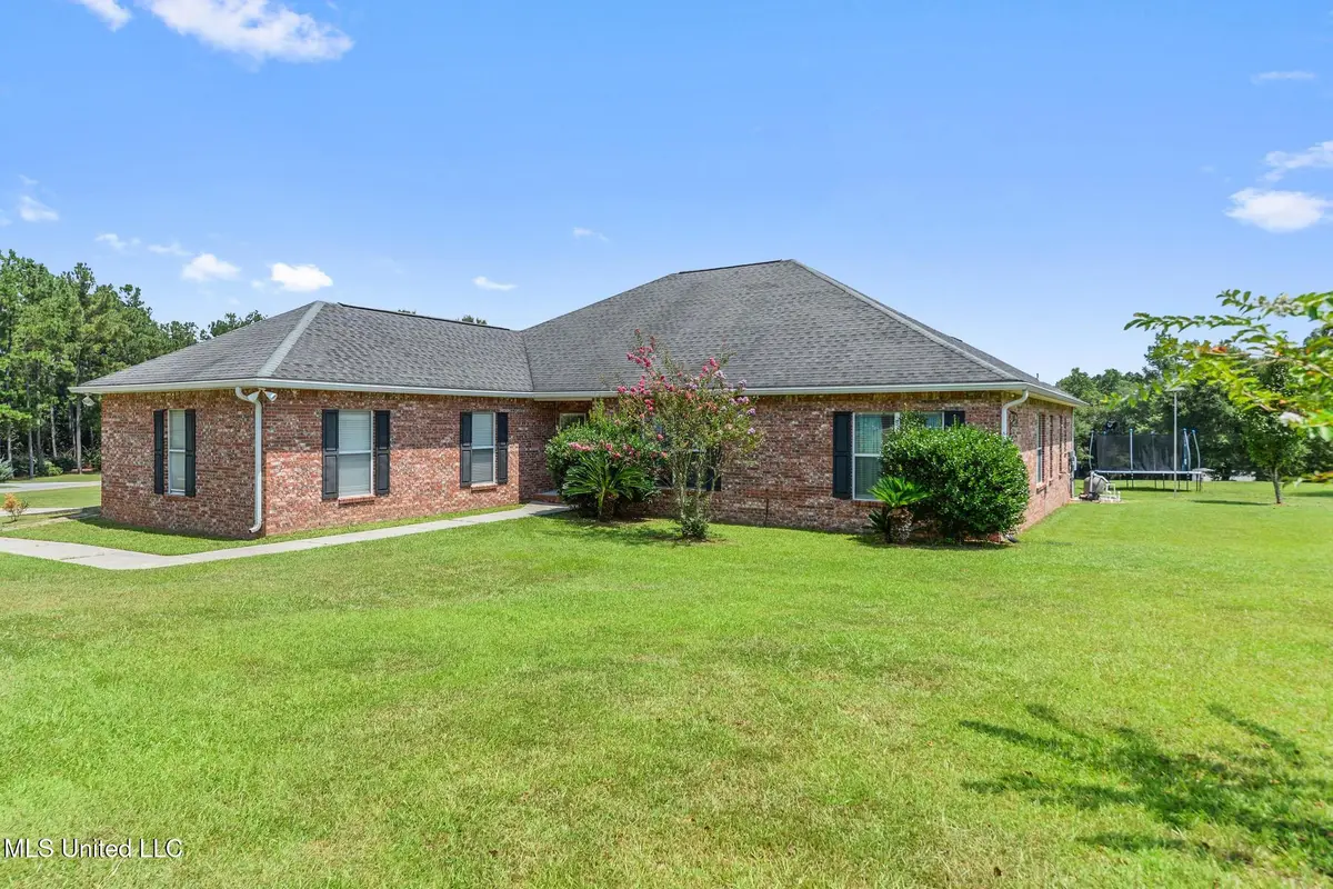 22140 Red Fox Run, Saucier, MS 39574 - Image #1