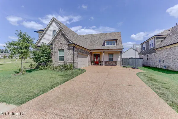 5162 Kensley Court, Southaven, MS 38672