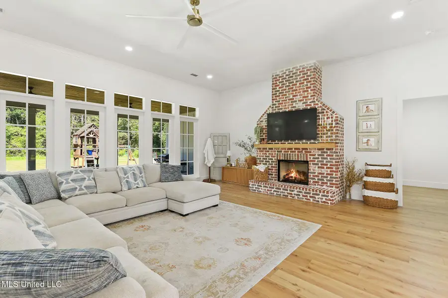 19255 Eli Dudley Road, Moss Point, MS 39562 - Image #2