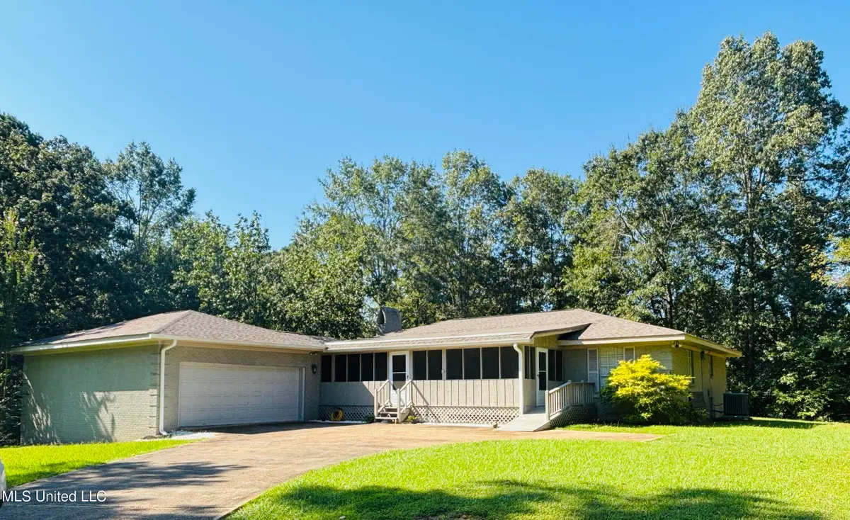 118 Pine Ridge Road, Florence, MS 39073 - Image #1