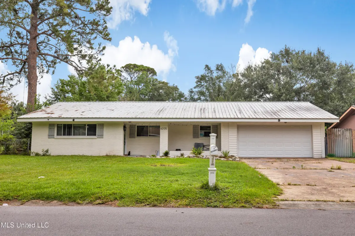 6205 Browning Drive, Ocean Springs, MS 39564 - Image #1