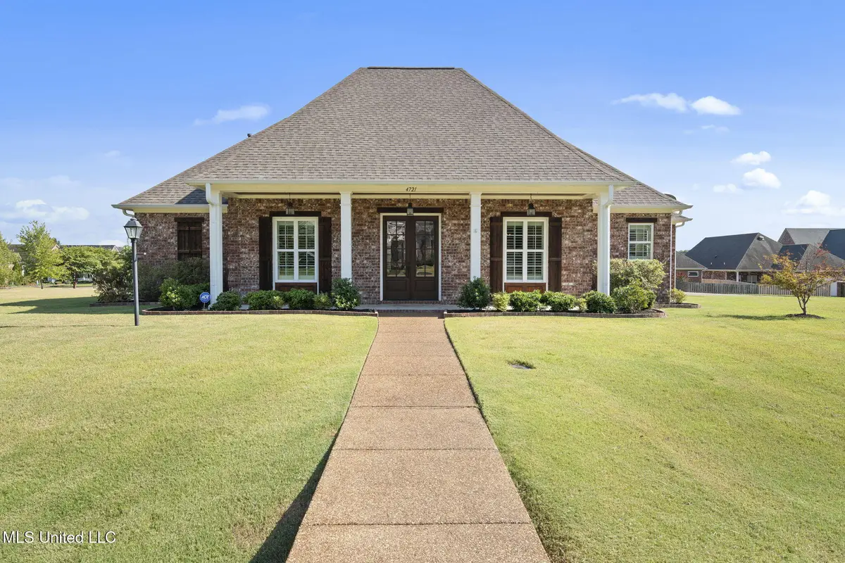 4721 Pleasant Breeze Drive, Olive Branch, MS 38654 - Image #1