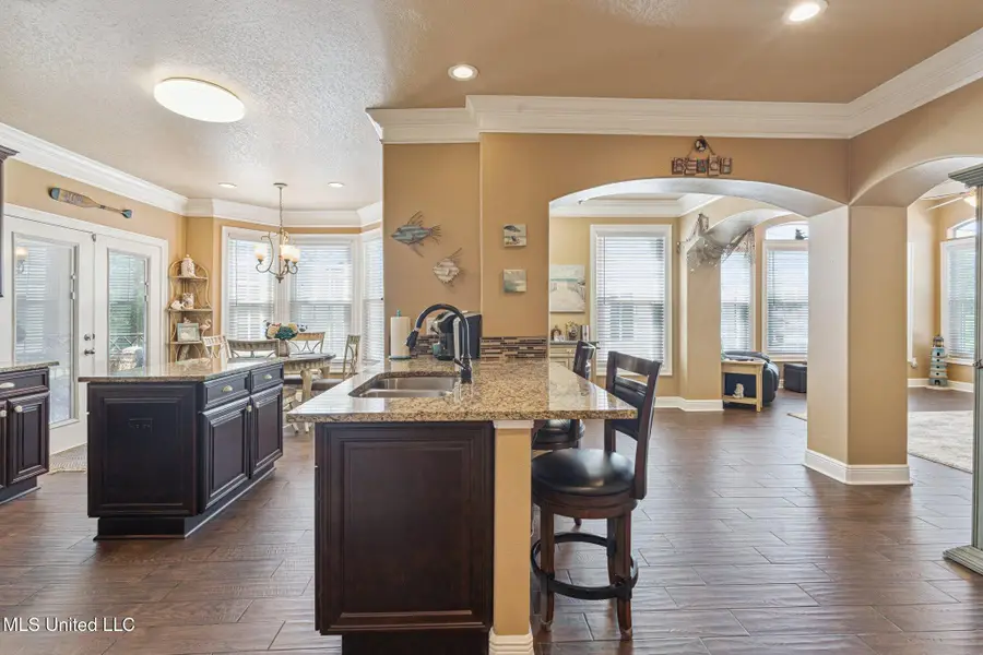 2252 Beach Drive, Gulfport, MS 39507 - Image #3