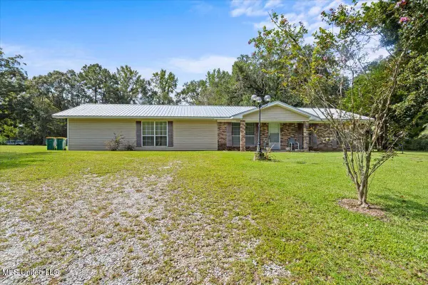 3019 R R Bridge Creek Road, Vancleave, MS 39565