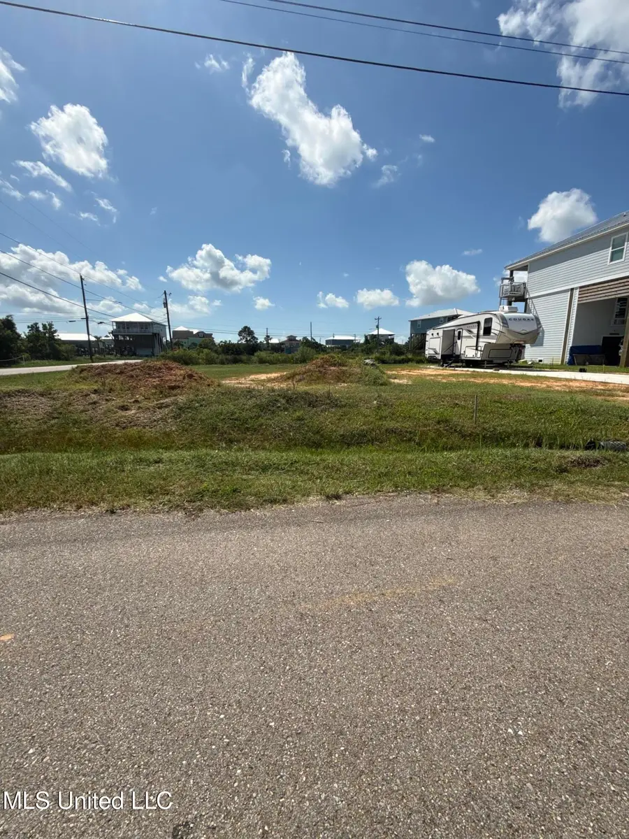 4013 Ceylon Street, Bay Saint Louis, MS 39520 - Image #2