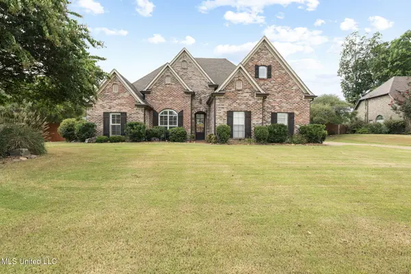 5195 N Mary Lane, Olive Branch, MS 38654