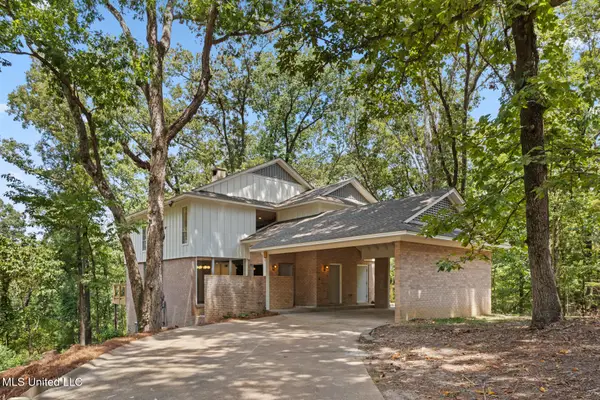 221 W Virginia Drive, Clinton, MS 39056