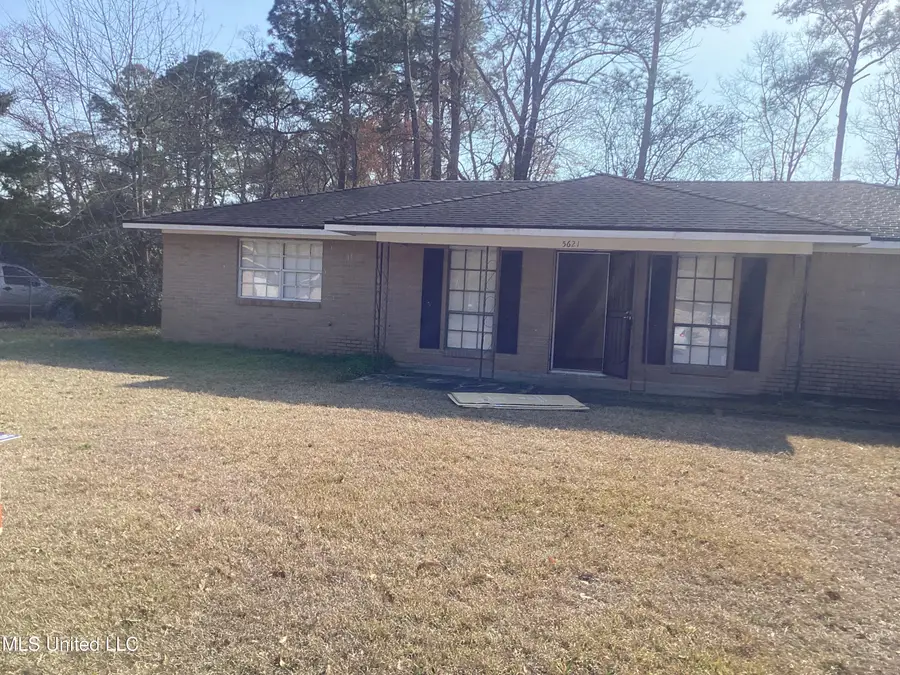 5621 Picadilly Circus Circle, Gautier, MS 39553 - #2