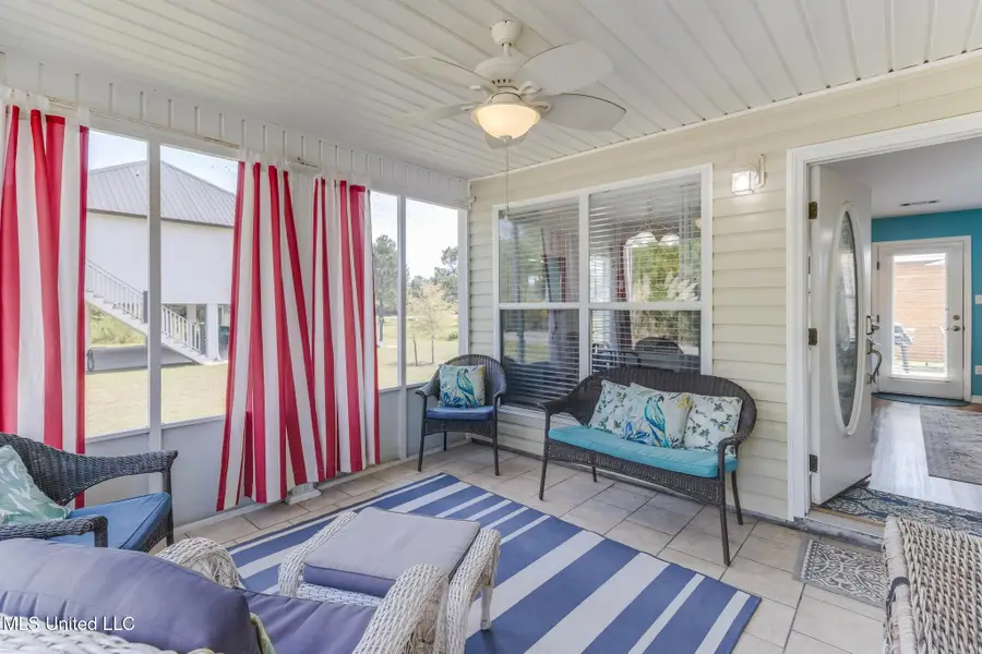 329 Davis Street, Waveland, MS 39576 - Image #3
