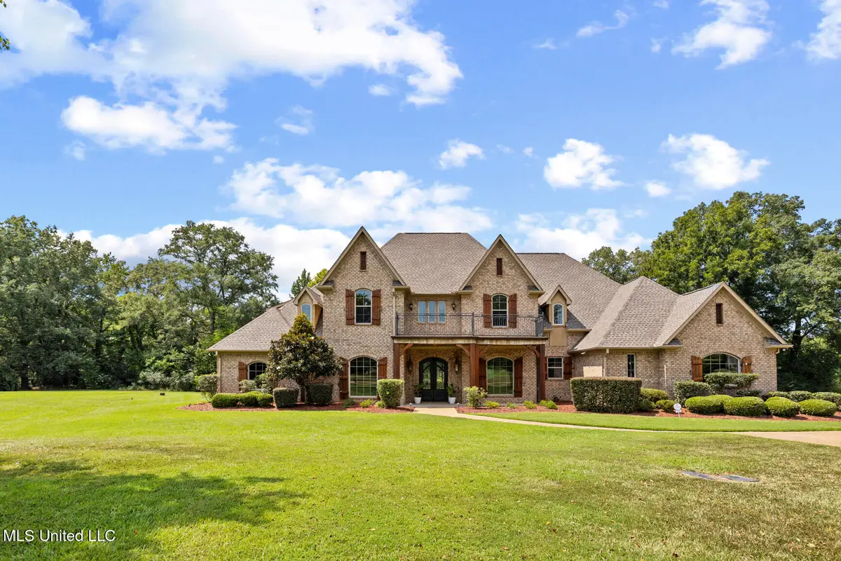 209 Sunset Circle, Madison, MS 39110 - Image #1