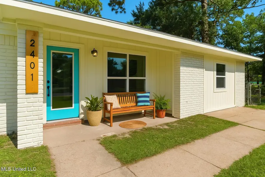 2401 Oxford Drive, Gautier, MS 39553 - Image #2
