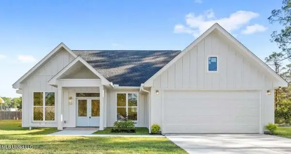 638 Fellgrass Street, Waveland, MS 39576