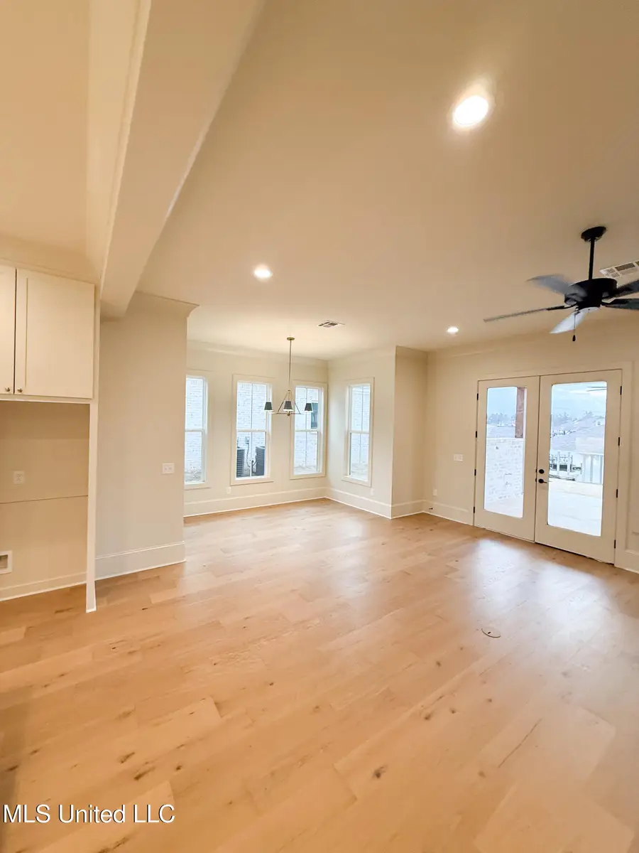 104 Heron's Bay Circle, Madison, MS 39110 - #3