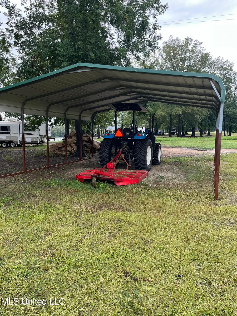 1955 Shumaker Road, Yazoo City, MS 39194 - Image #3