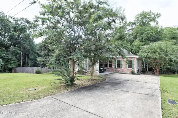 6333 Apelehama Road, Diamondhead, MS 39525