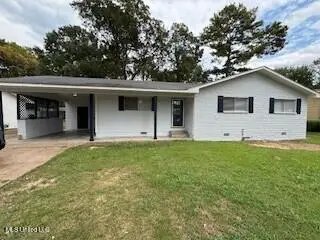 2006 Country Club Drive, Yazoo City, MS 39194 - Image #1