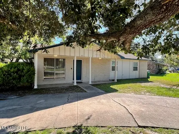 4810 Coronado Avenue, Pascagoula, MS 39581