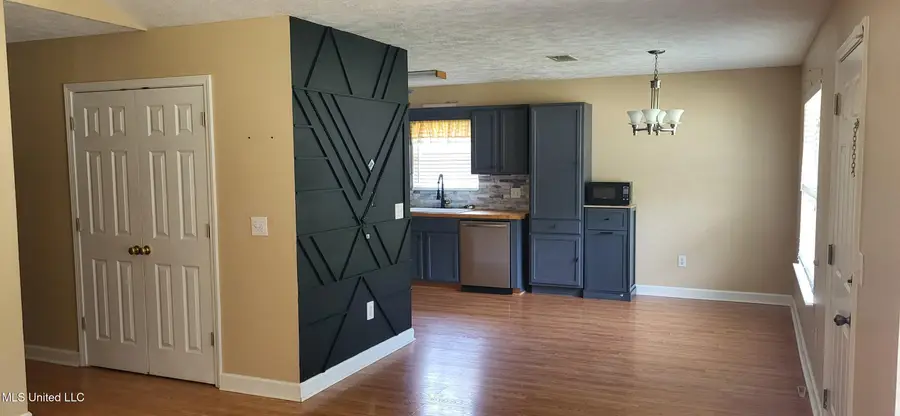 1825 Cape Cove, Richland, MS 39218 - Image #3