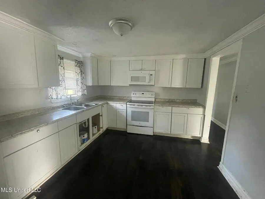 4831 Community Avenue, Moss Point, MS 39563 - Image #3