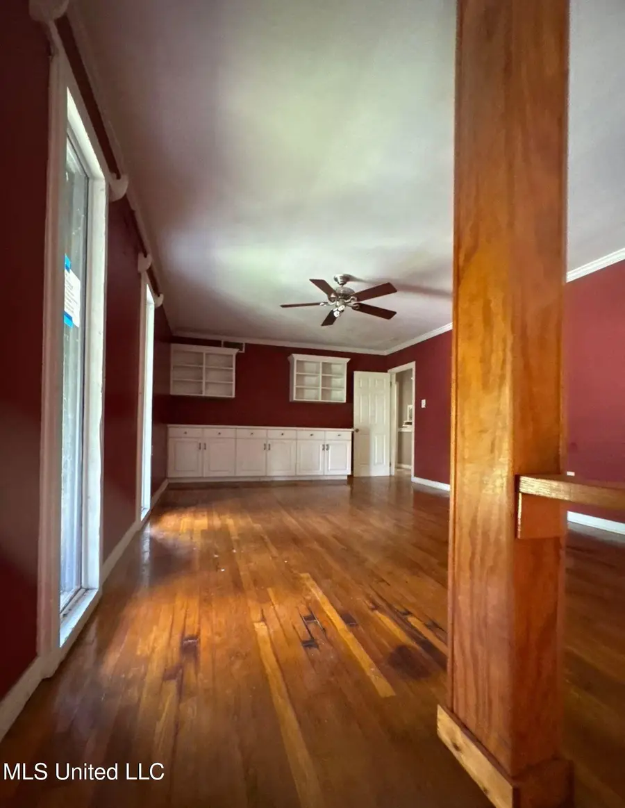 135 Mcauley Drive, Vicksburg, MS 39183 - Image #3