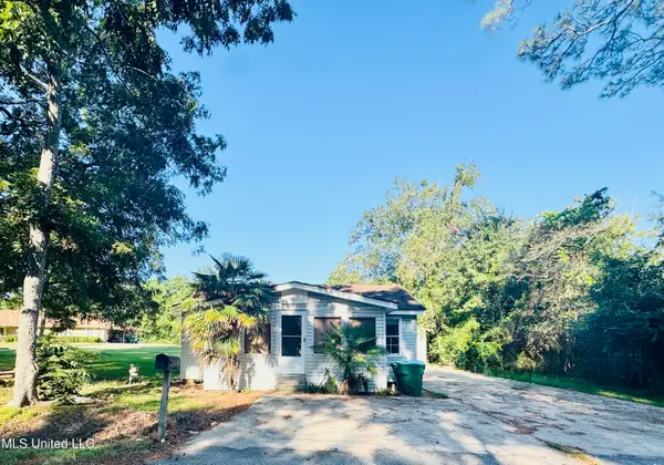 9437 Creosote Road, Gulfport, MS 39503