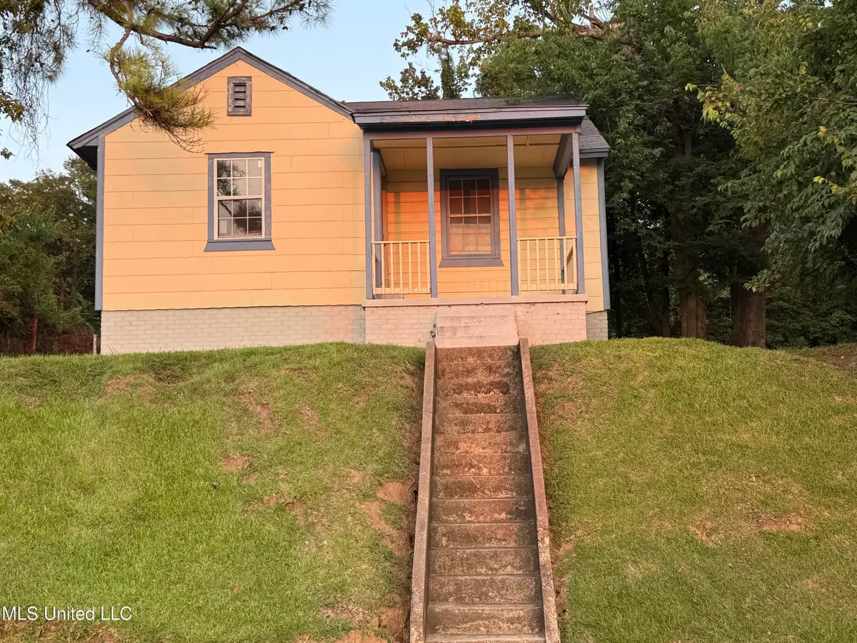 507 Bomar Avenue, Vicksburg, MS 39180 - Image #1