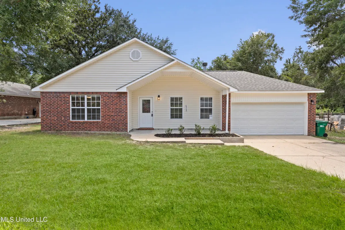 8909 Mermaid Avenue, Ocean Springs, MS 39564 - #1