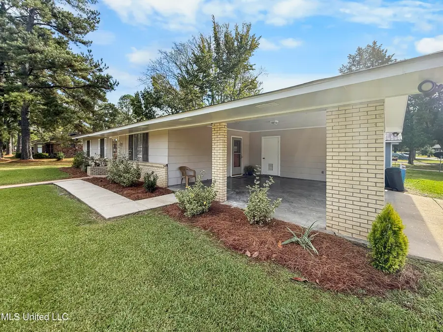6634 Lyndon B Johnson Drive, Jackson, MS 39213 - Image #2