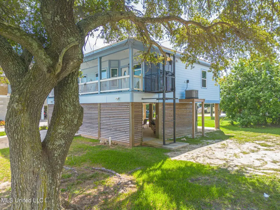 105 Hayden Avenue, Pass Christian, MS 39571 - Image #2