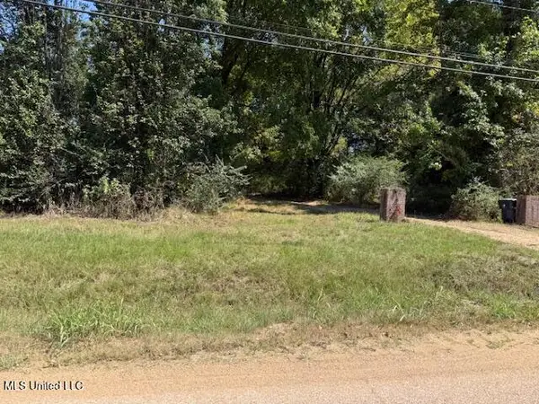 1620 Gwynn Road, Nesbit, MS 38651