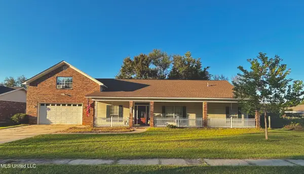 8800 Spring Avenue, Ocean Springs, MS 39564