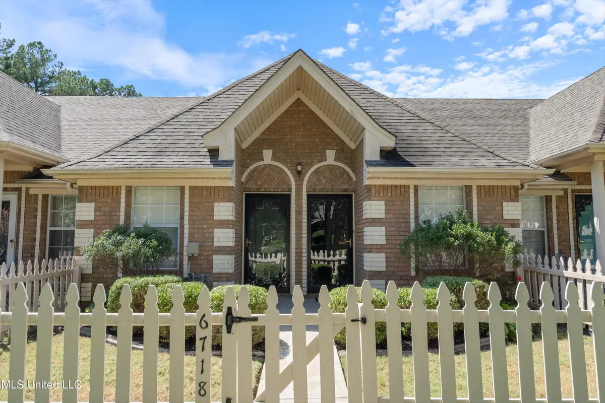 6718 Beaumont Circle, Southaven, MS 38671 - Image #1