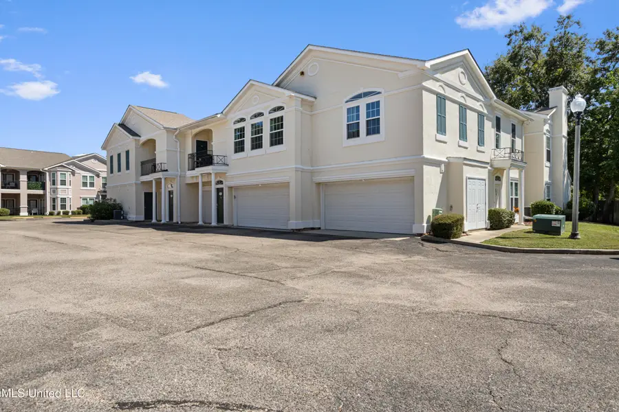 2252 Beach Drive, Gulfport, MS 39507 - Image #3